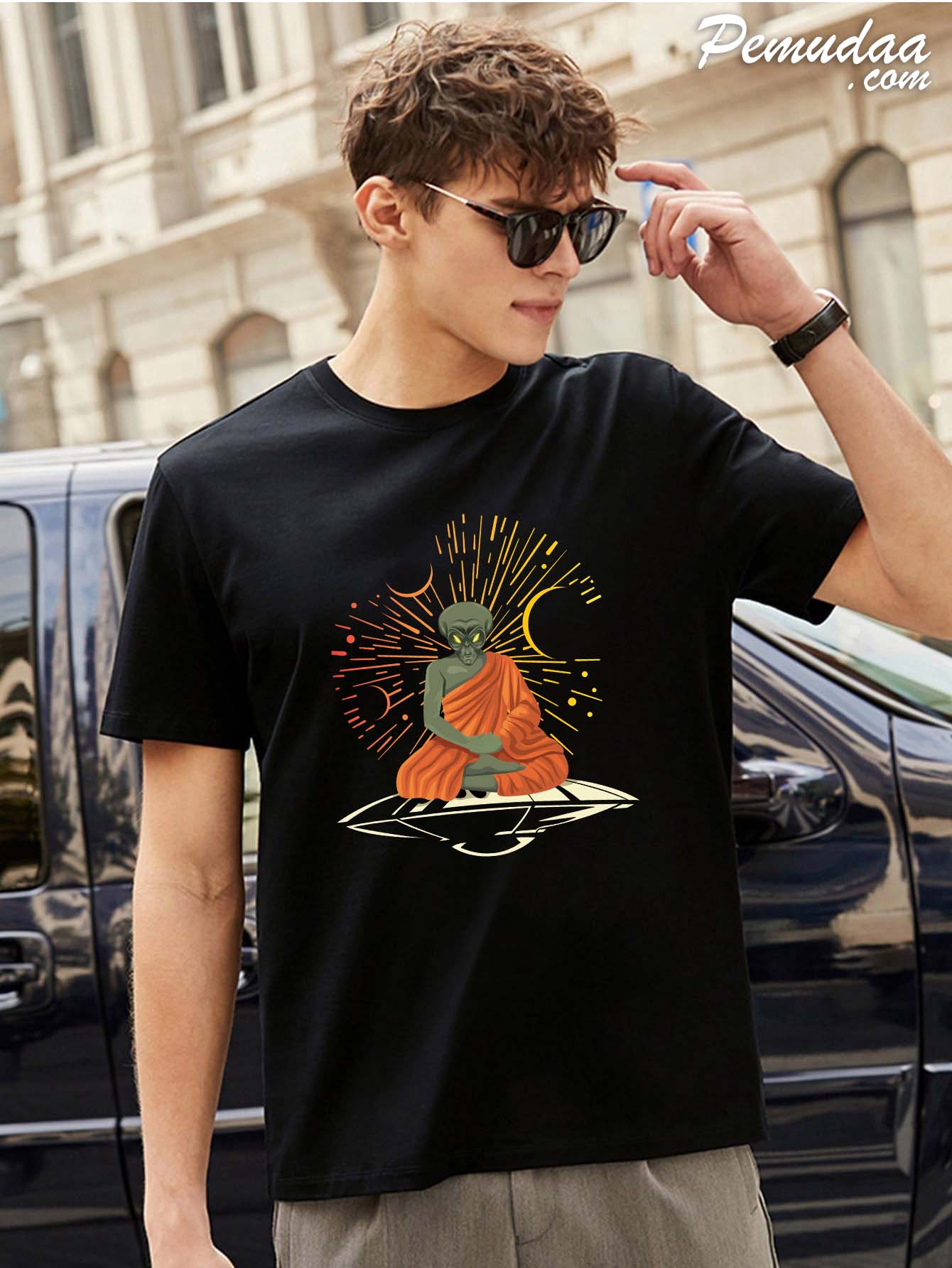 Alien Monk Printed T shirt Black